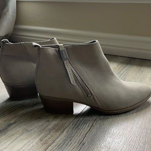 Suede booties - No returns